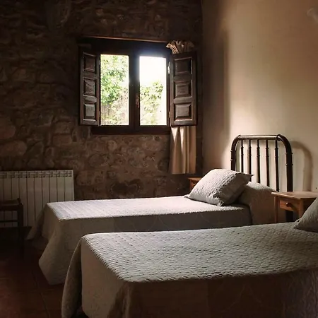 Mas Puigdevall Country house *